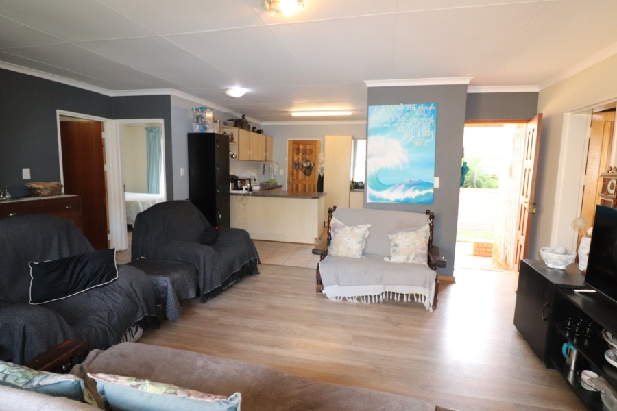 2 Bedroom Property for Sale in Langenhovenpark Free State